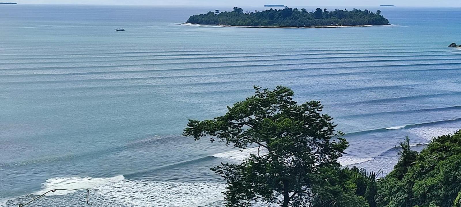 Air Manis Secret Surfcamp Apartment Taluk Batung Ngoại thất bức ảnh
