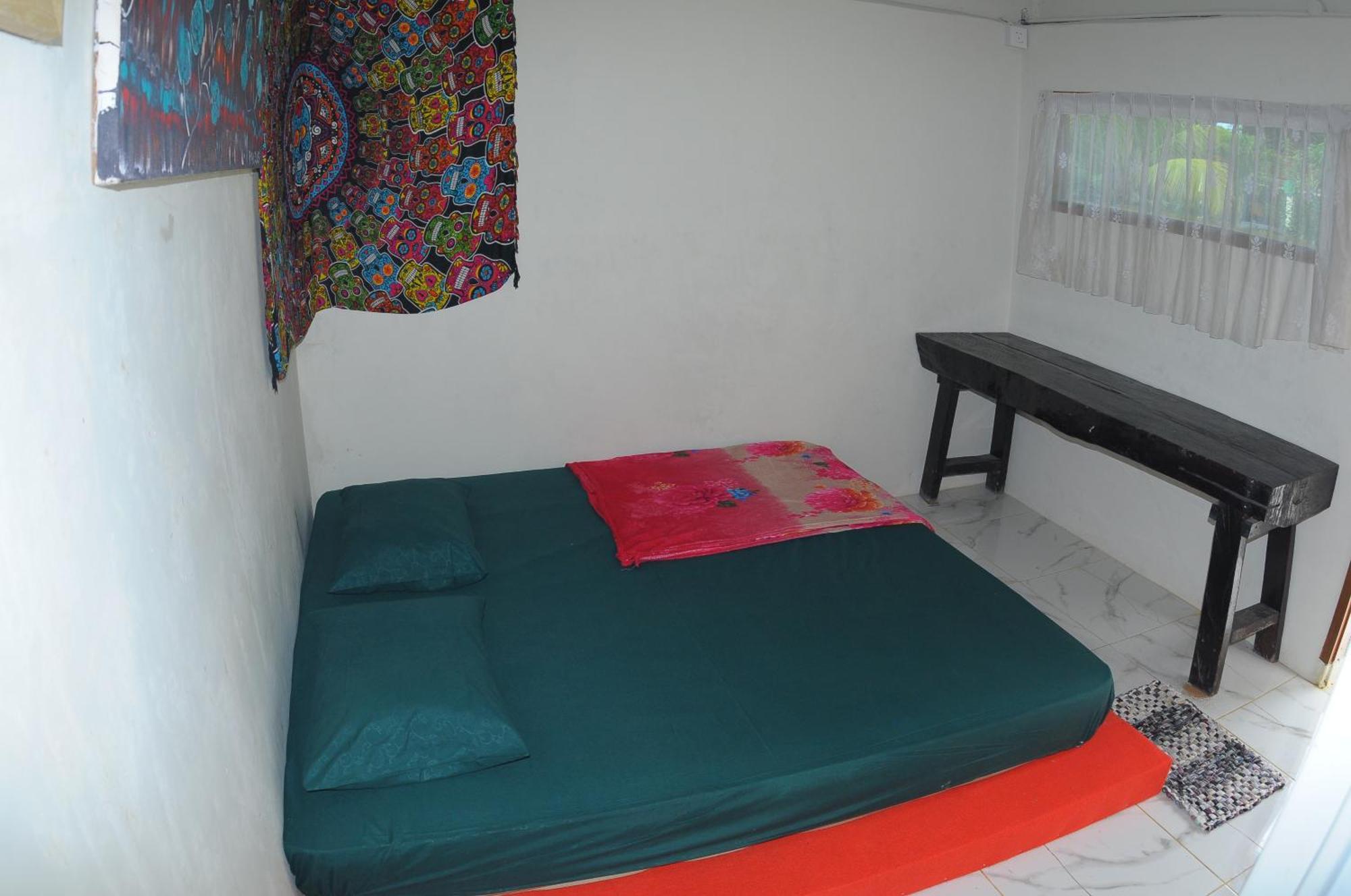 Air Manis Secret Surfcamp Apartment Taluk Batung Ngoại thất bức ảnh