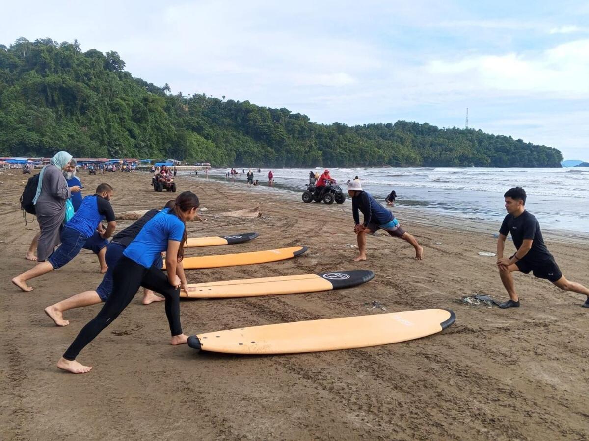 Air Manis Secret Surfcamp Apartment Taluk Batung Ngoại thất bức ảnh