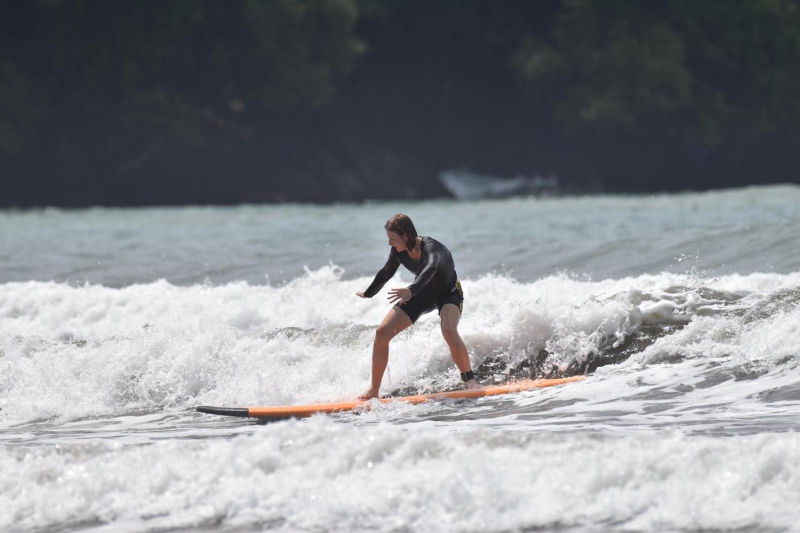 Air Manis Secret Surfcamp Apartment Taluk Batung Ngoại thất bức ảnh