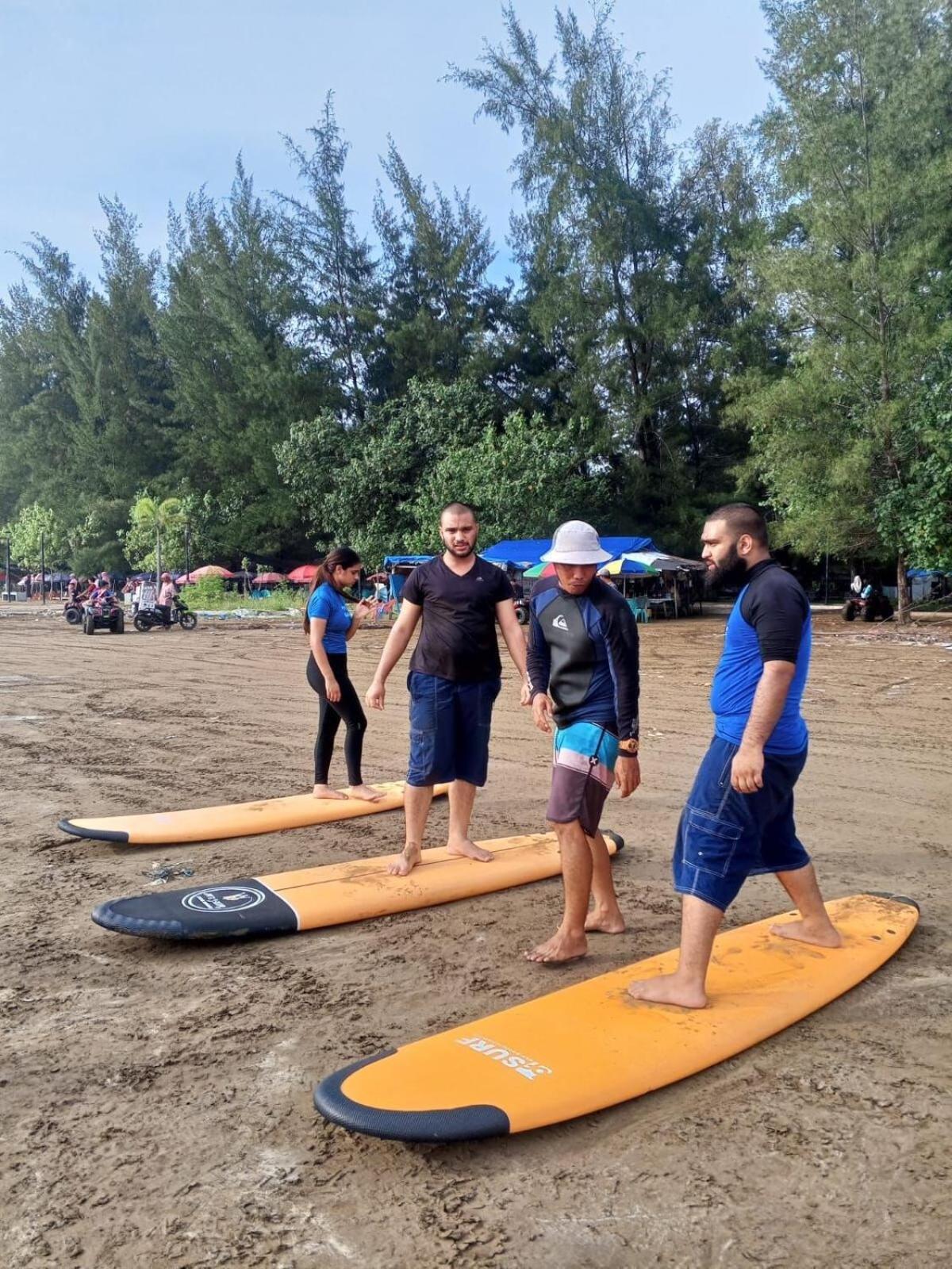 Air Manis Secret Surfcamp Apartment Taluk Batung Ngoại thất bức ảnh