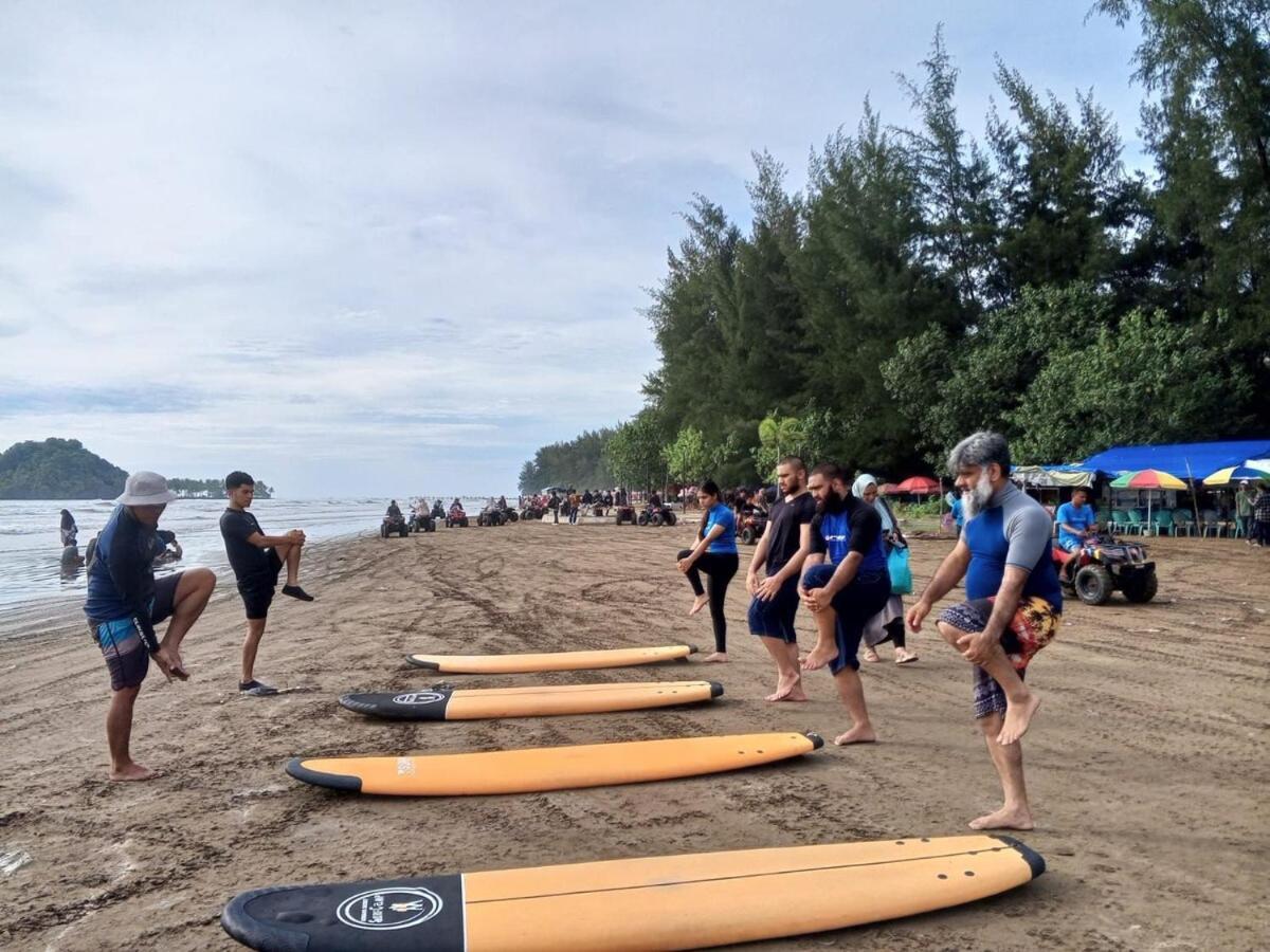 Air Manis Secret Surfcamp Apartment Taluk Batung Ngoại thất bức ảnh