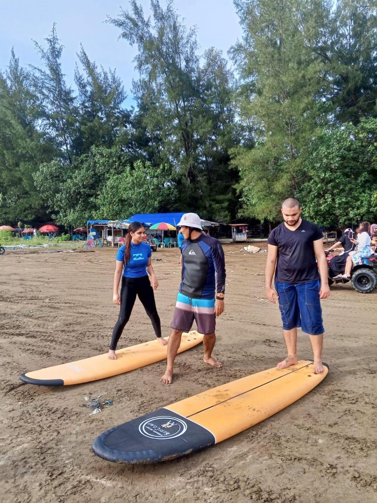 Air Manis Secret Surfcamp Apartment Taluk Batung Ngoại thất bức ảnh
