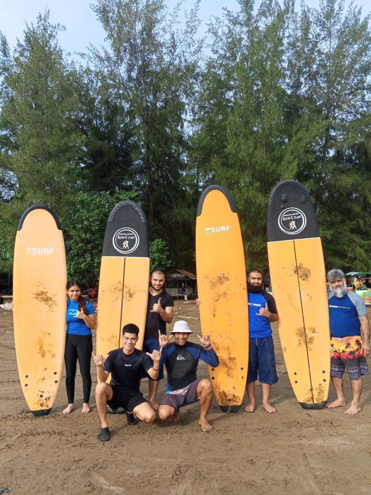 Air Manis Secret Surfcamp Apartment Taluk Batung Ngoại thất bức ảnh