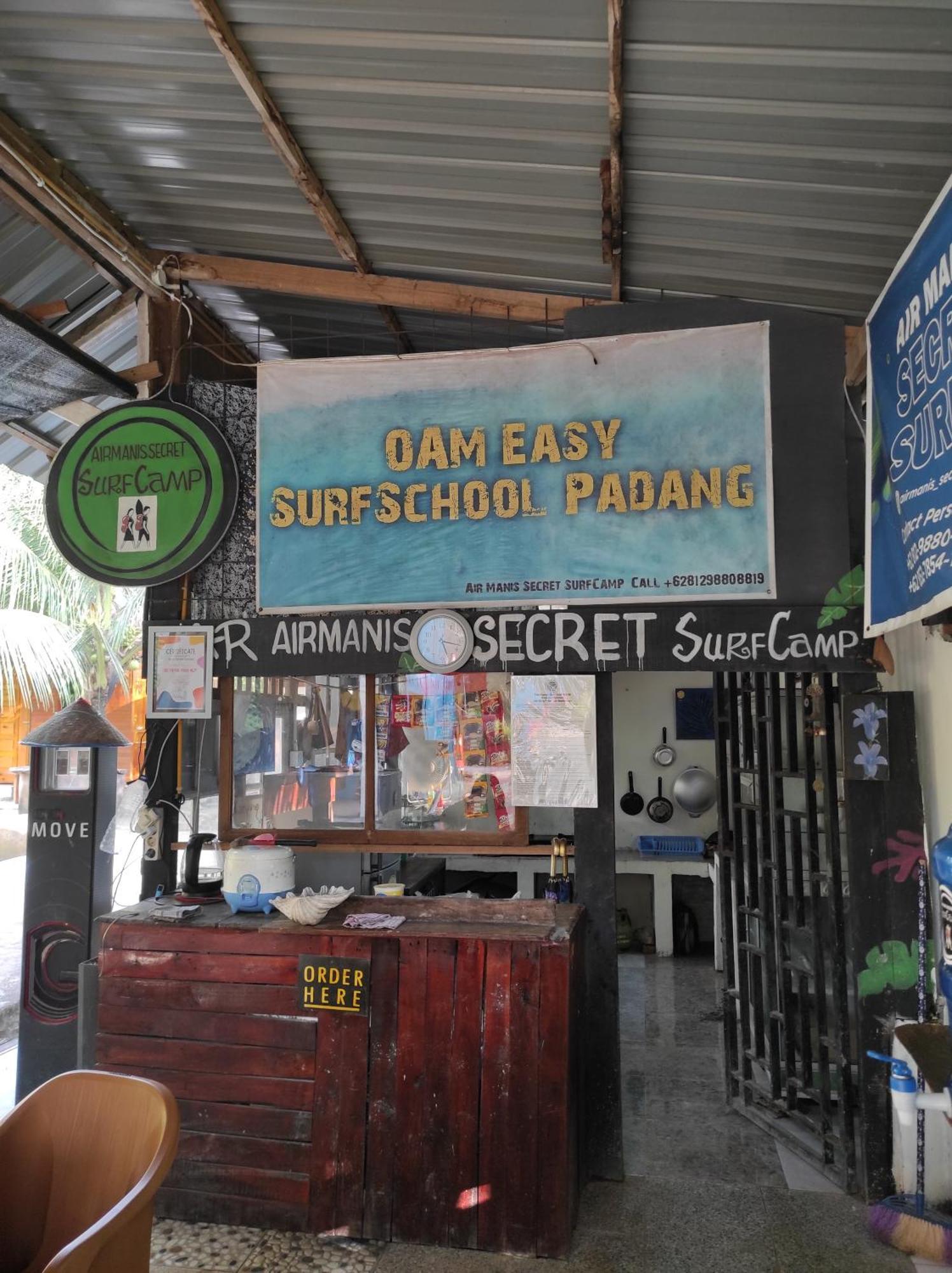 Air Manis Secret Surfcamp Apartment Taluk Batung Ngoại thất bức ảnh